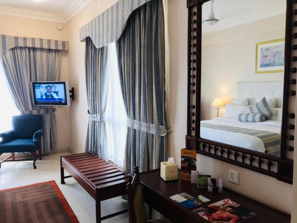 Beach Luxury Hotel Karachi Eksteriør bilde