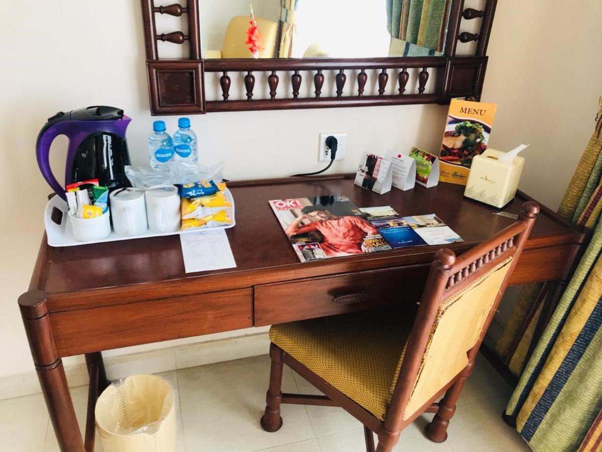 Beach Luxury Hotel Karachi Eksteriør bilde