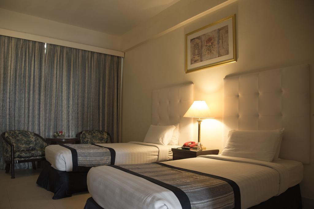 Beach Luxury Hotel Karachi Eksteriør bilde