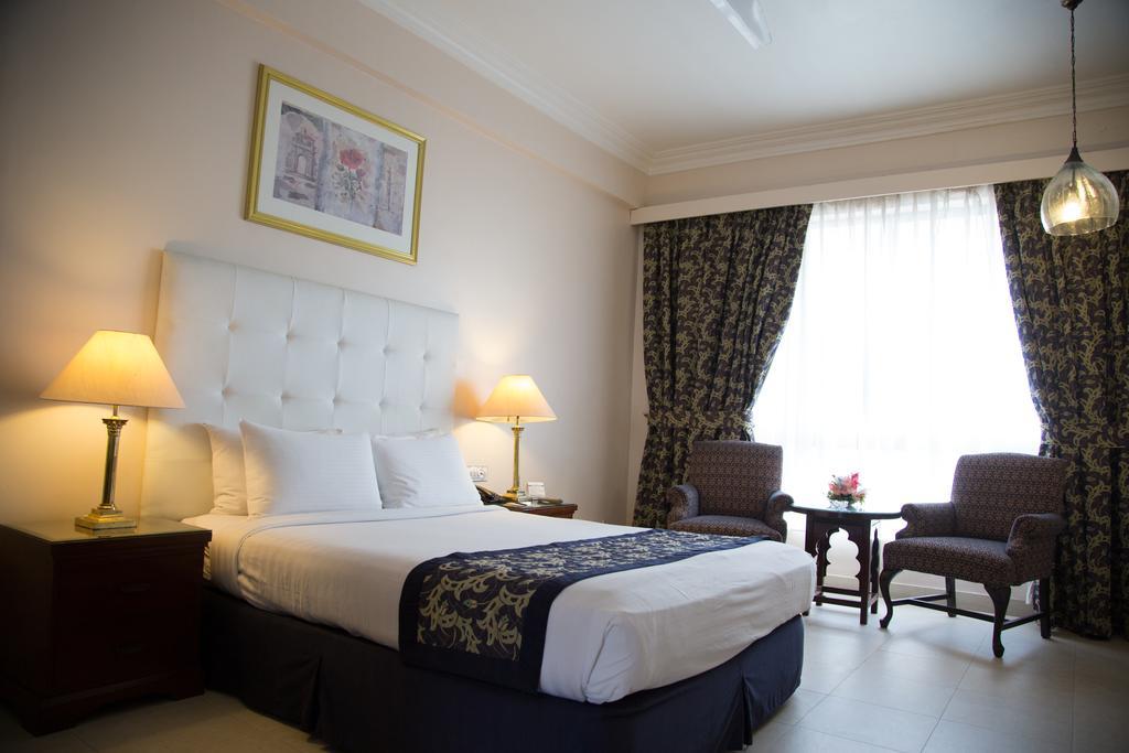 Beach Luxury Hotel Karachi Eksteriør bilde