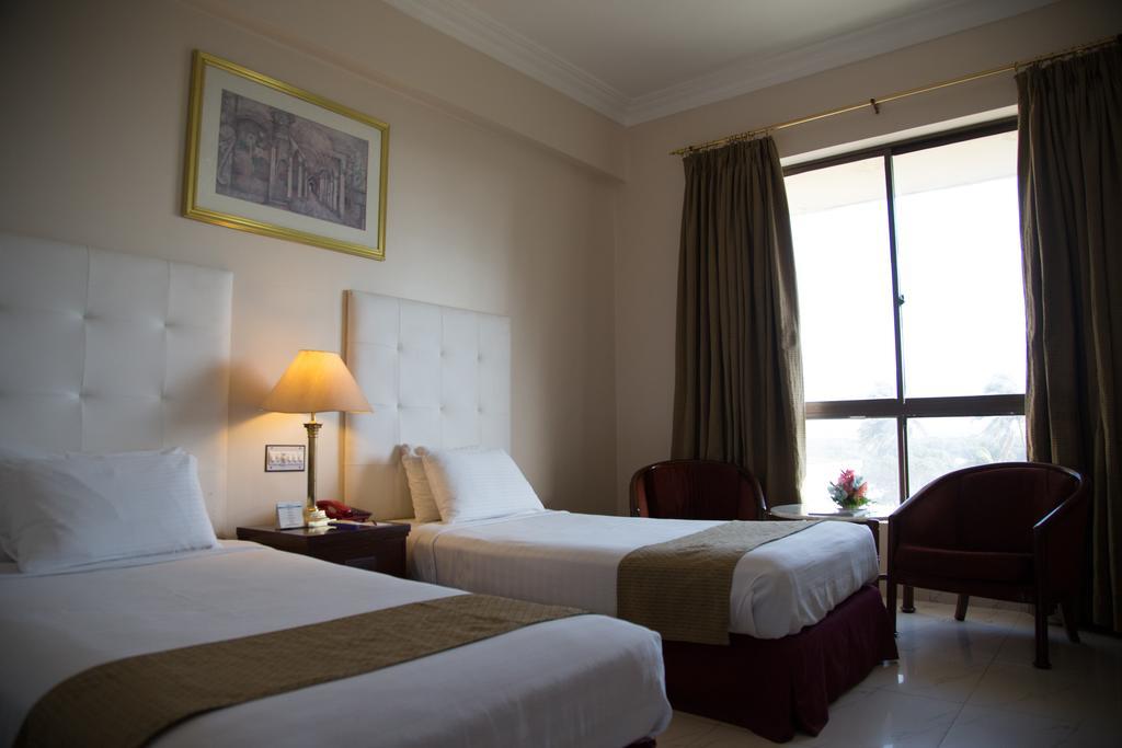 Beach Luxury Hotel Karachi Eksteriør bilde