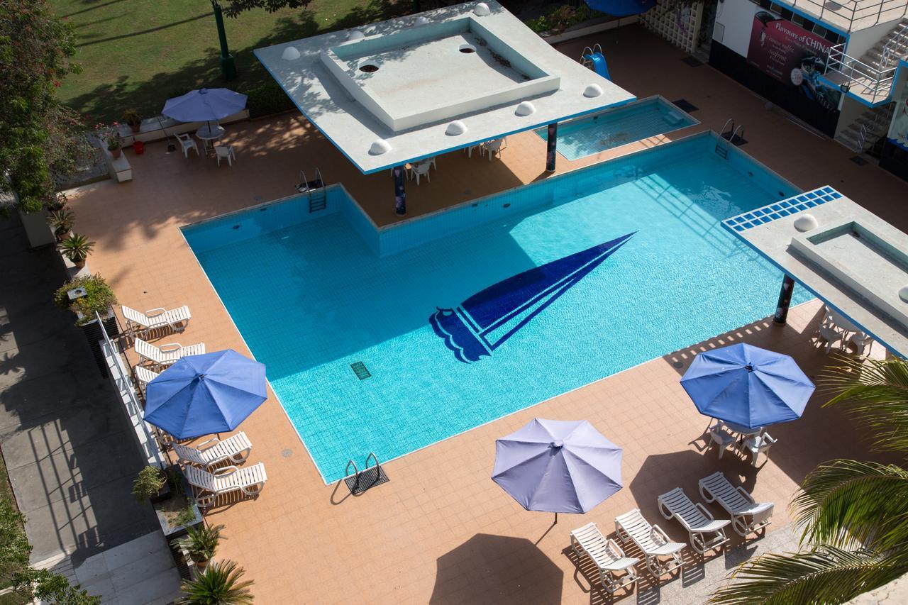 Beach Luxury Hotel Karachi Eksteriør bilde