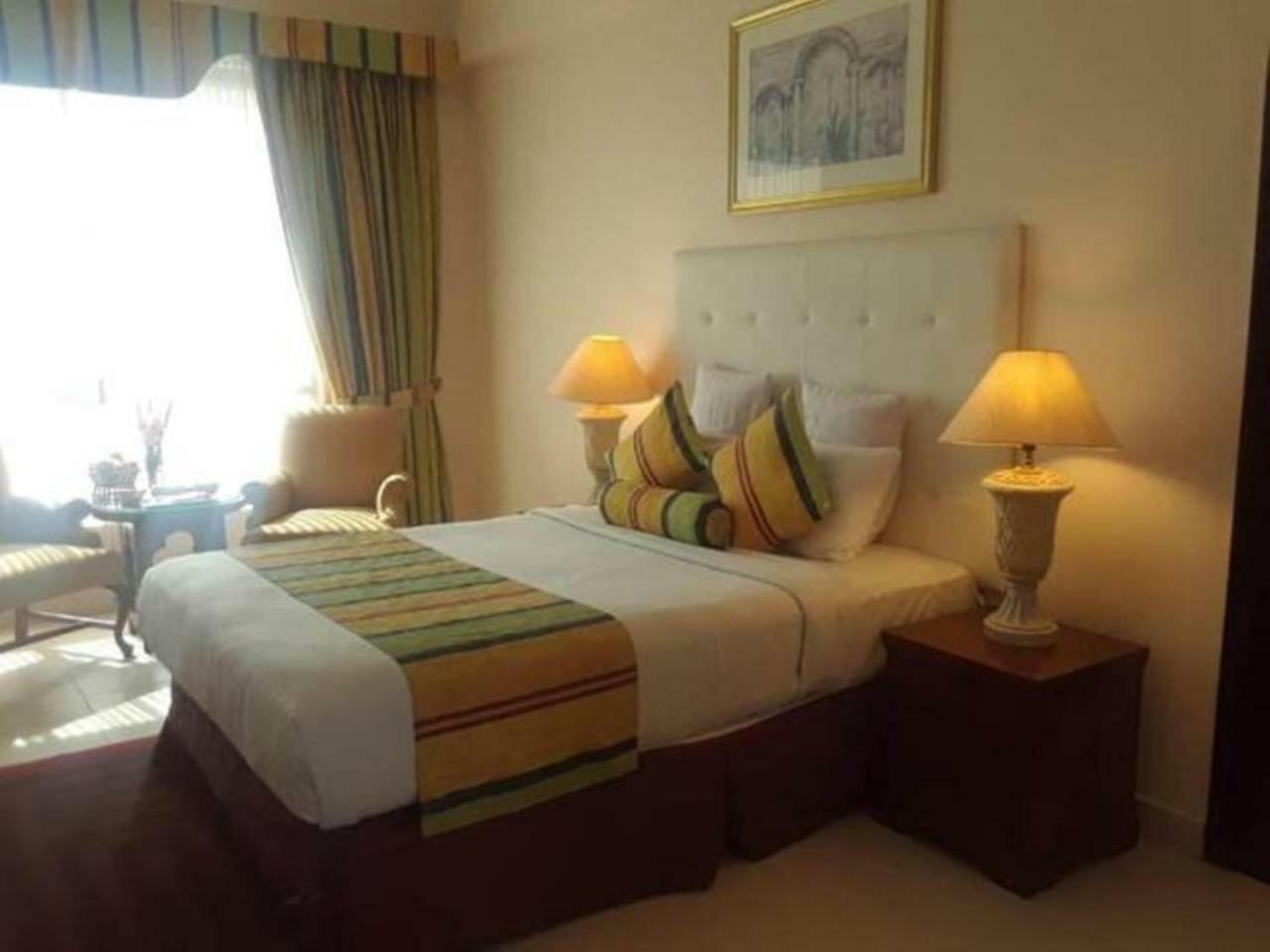 Beach Luxury Hotel Karachi Eksteriør bilde