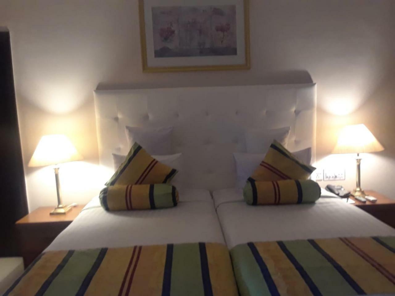 Beach Luxury Hotel Karachi Eksteriør bilde